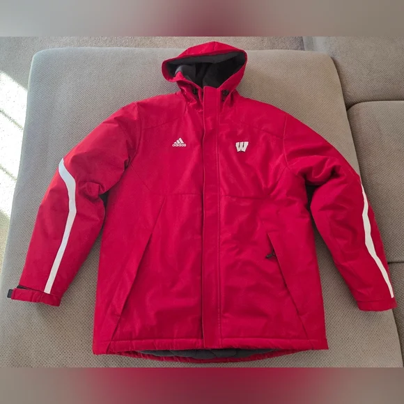Wisconsin Badgers Jacket Mens M Adidas Clima Proof Winter Parka Insulated Team